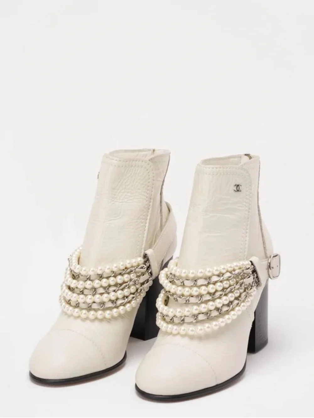 Chanel White Calfskin Pearl Chain CC Short Boots Size 39 or US 8.5